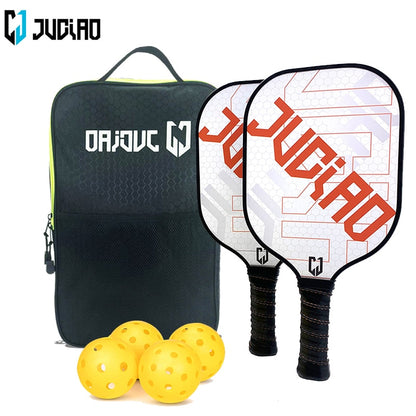 El juego de paletas de Pickleball incluye 4 bolas.